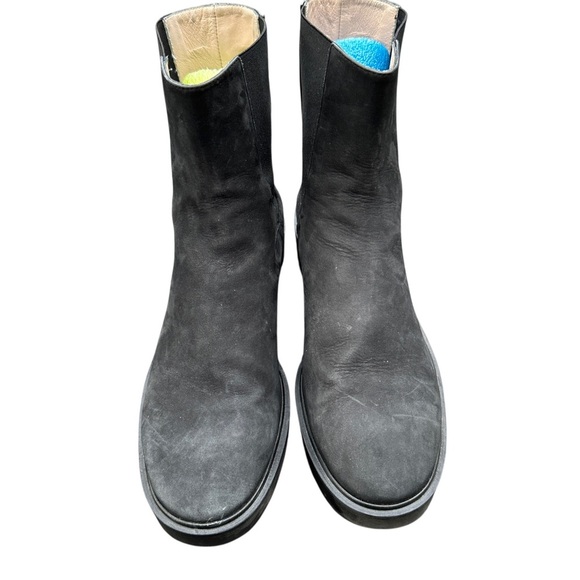 Stuart Weitzman pull on black suede Boots size 8.5 - Picture 5 of 7